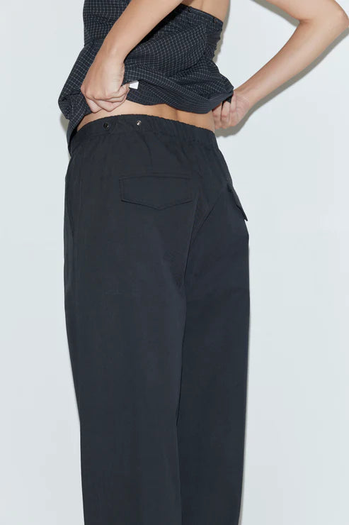 Snap Tab Pant