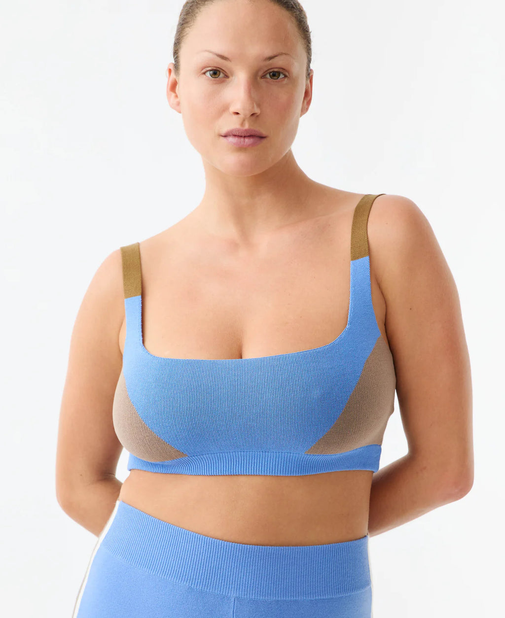 Bralette mit Farbblöcken aus Bio-Baumwolle