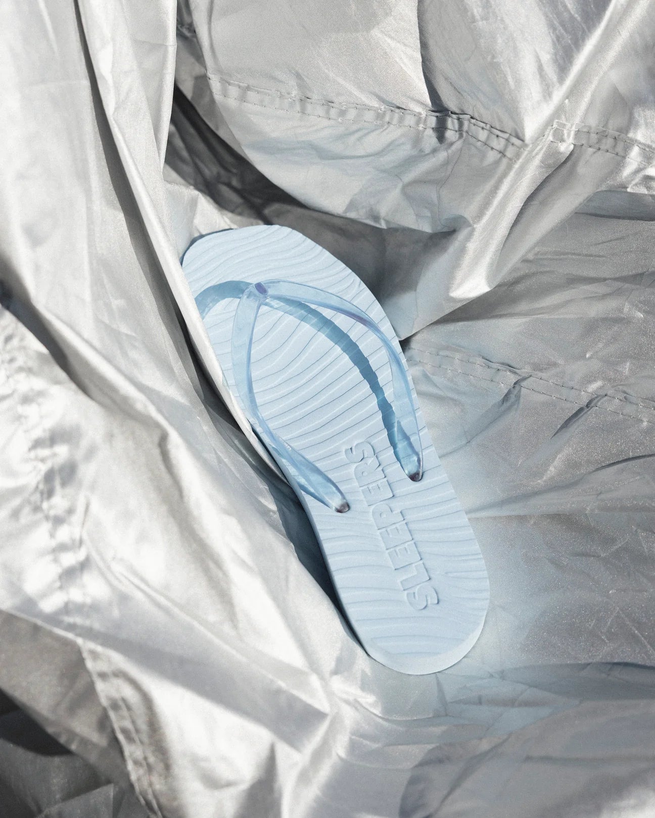 Transparenter Keilabsatz-Flip-Flop