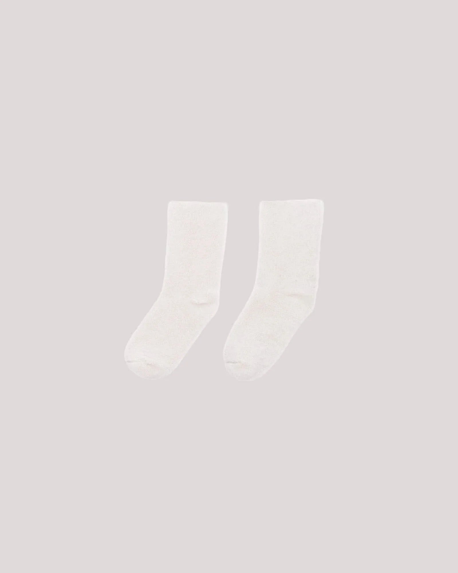 Socken mit Schnalle über dem Knöchel