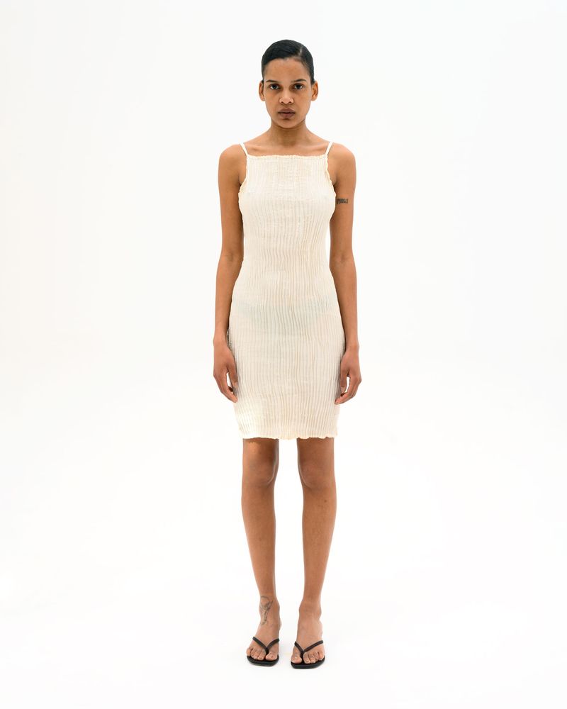 Plissiertes Satinseiden-Cami-Kurzkleid